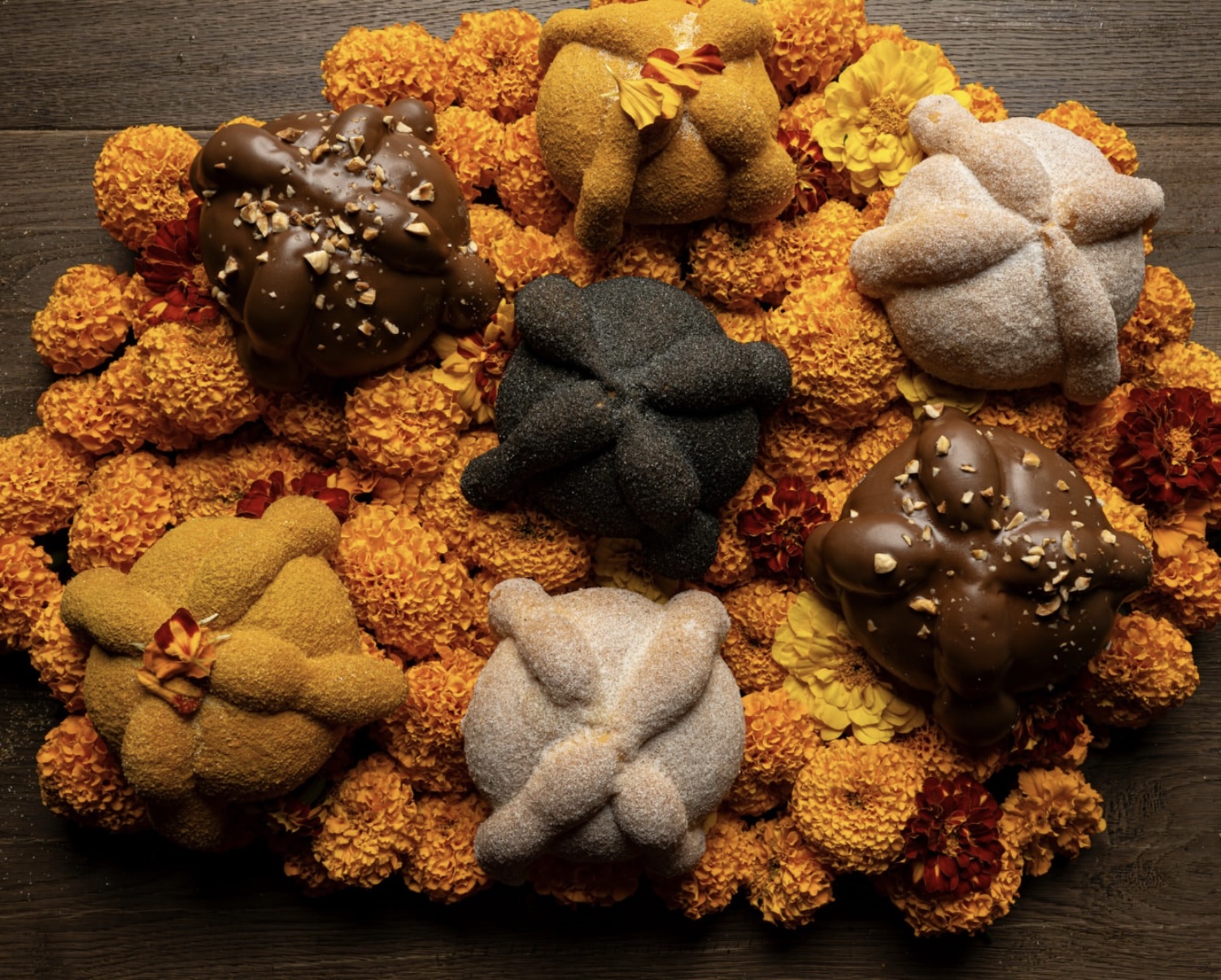 Pan de muerto clásico: los imperdibles de esta temporada
