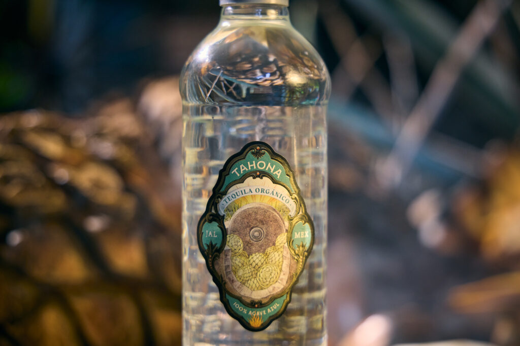 Dobel Tahona, un homenaje a la tradición, calidad y sofisticación de Tequila Maestro Dobel