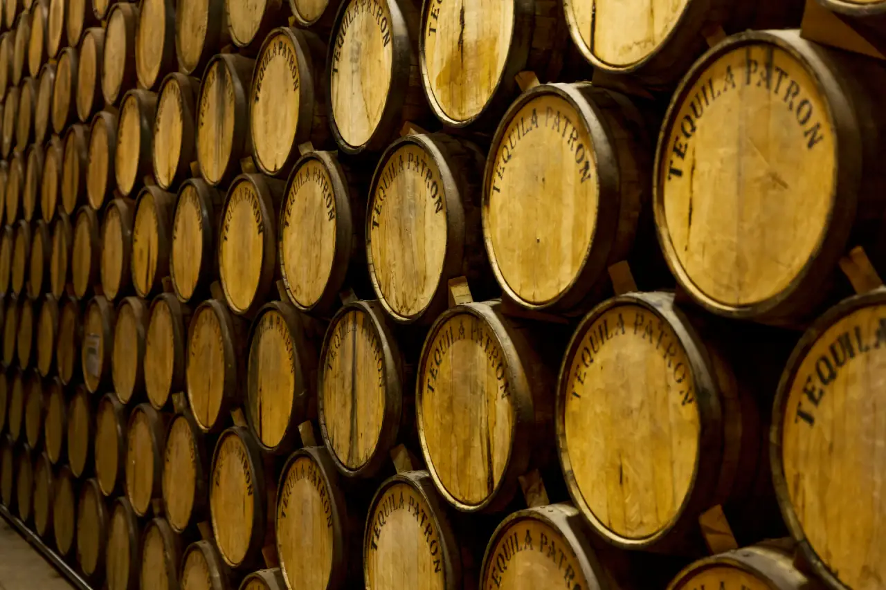 Entre barricas y agaves: el tequila que redefine la exclusividad Entre barricas y agaves: el tequila que redefine la exclusividad