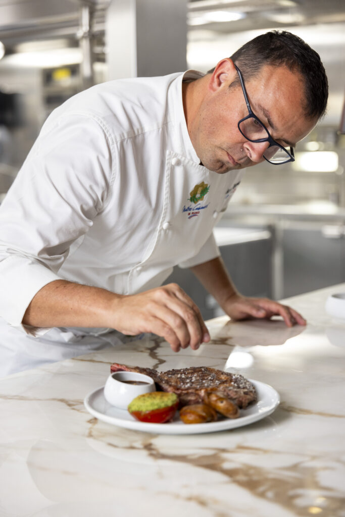 Allura de Oceania Cruises suma a los Best New Chefs como padrinos 