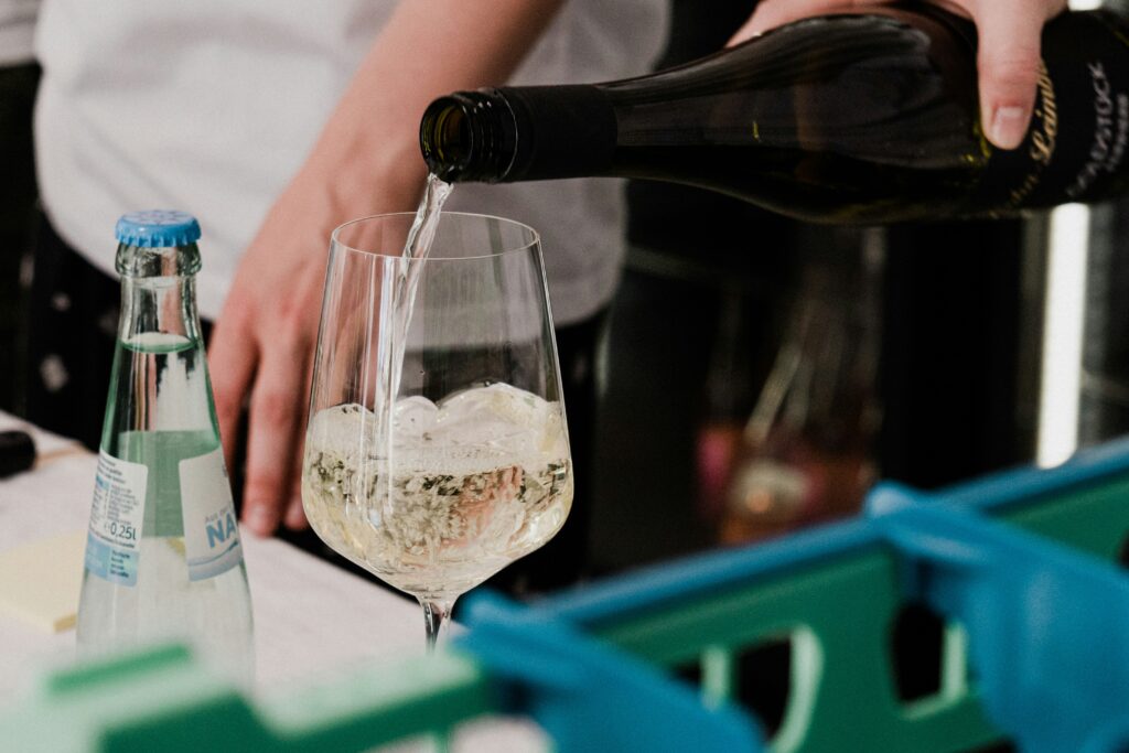 Brindar sin alcohol: siete vinos que redefinen el ritual