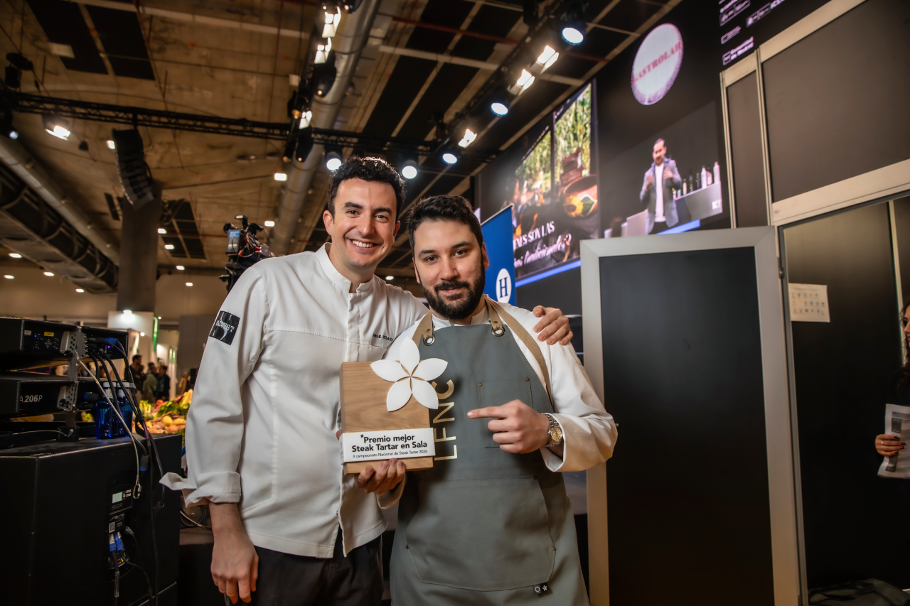Varra se impone en el II Campeonato Nacional de Steak Tartar en Sala de Madrid Fusión Varra se impone en el II Campeonato Nacional de Steak Tartar en Sala de Madrid Fusión