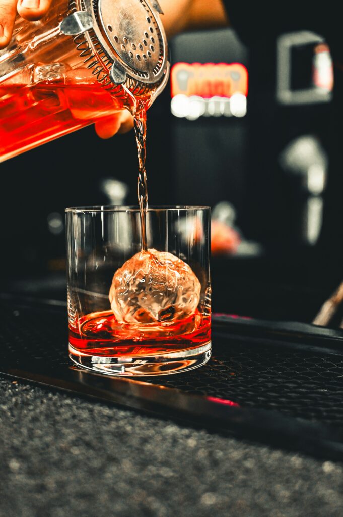 Día del Bartender: historia, técnica y tendencias