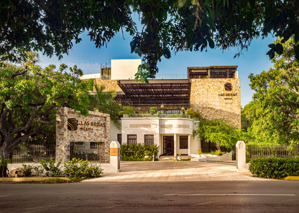 Las Brisas Mérida un refugio de hospitalidad moderna en el corazón de Yucatán 
