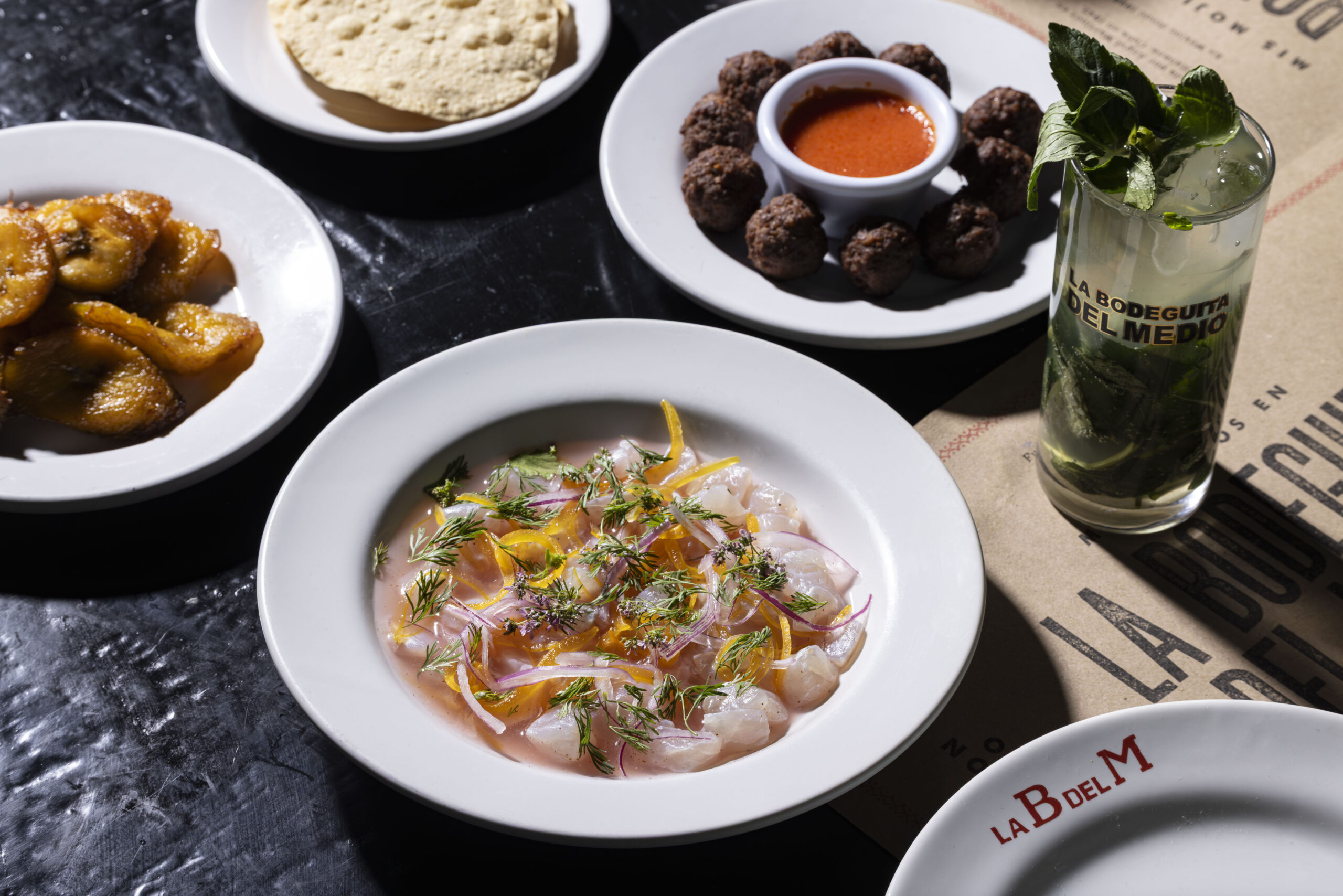 La Bodeguita del Medio reabre en CDMX con una cocina cubana más precisa y contemporánea 