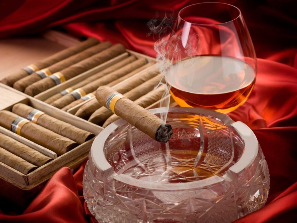 El arte de maridar rones mexicanos con puros y habanos
