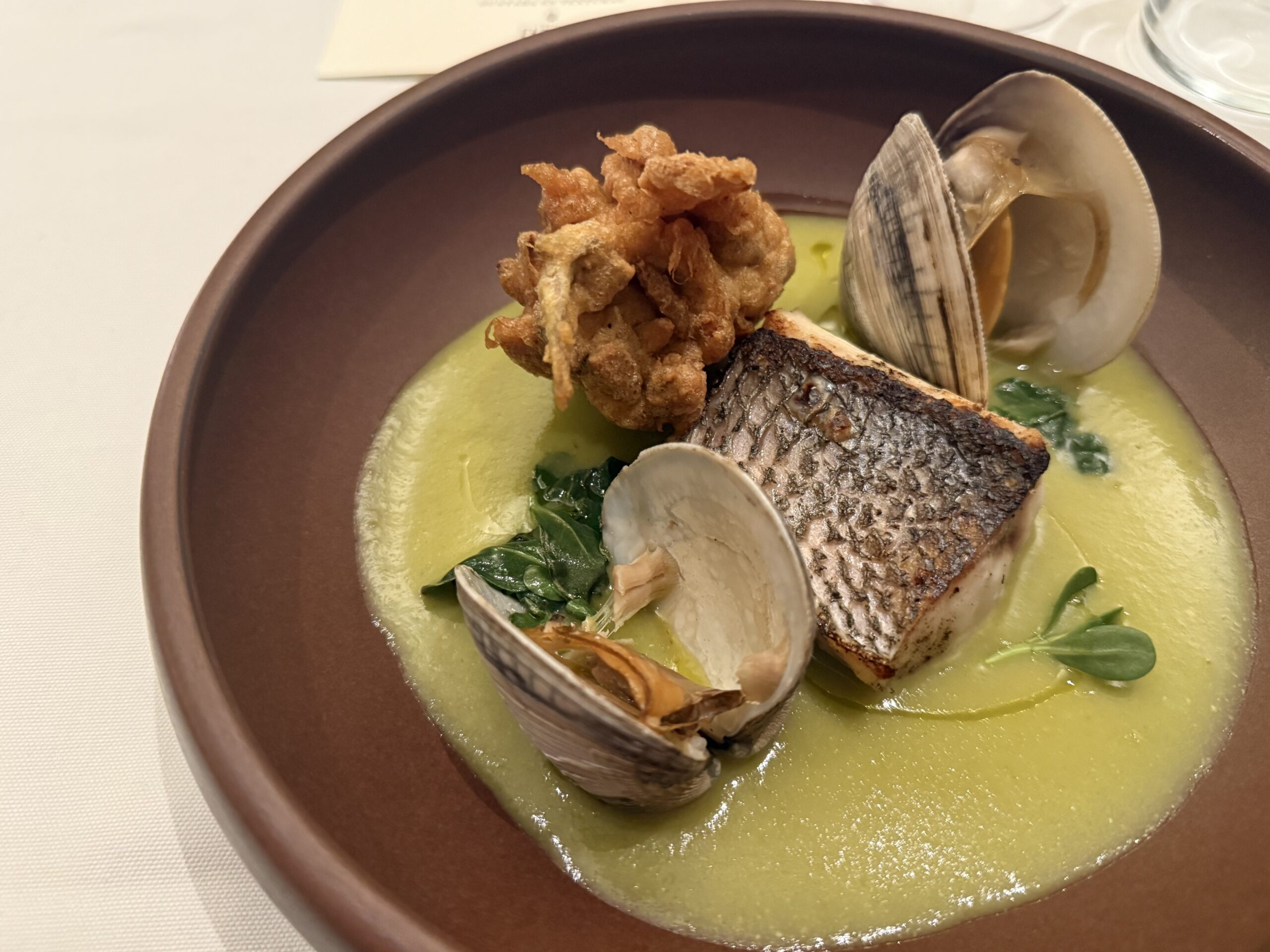 Nicos llega al Pedregal con una colaboración especial en Rocasal