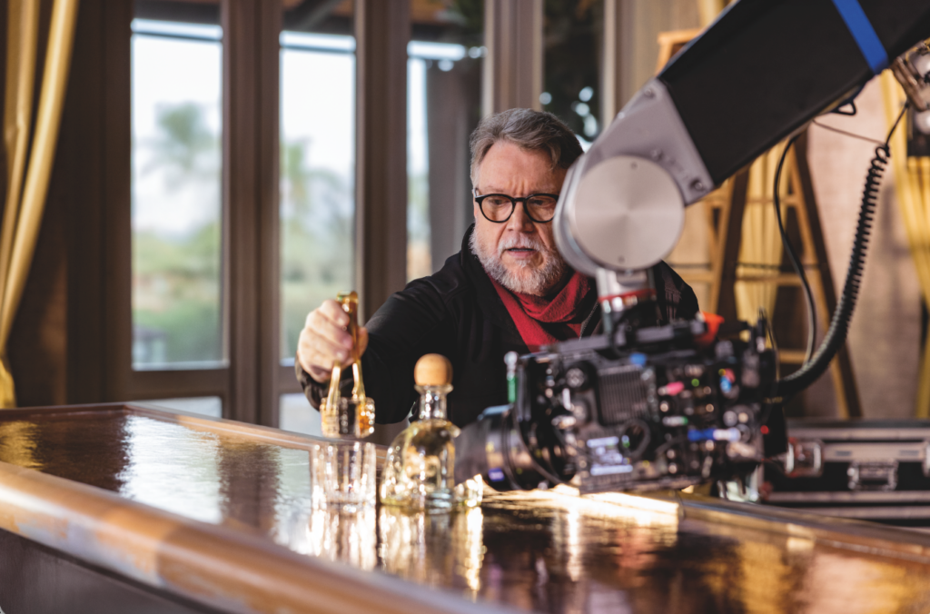 Tequila Patrón presenta “Es un lujo ser mexicano” con Guillermo del Toro como protagonista 