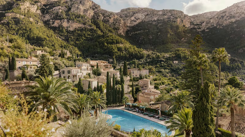 Deià: un refugio entre luz, montaña y silencio