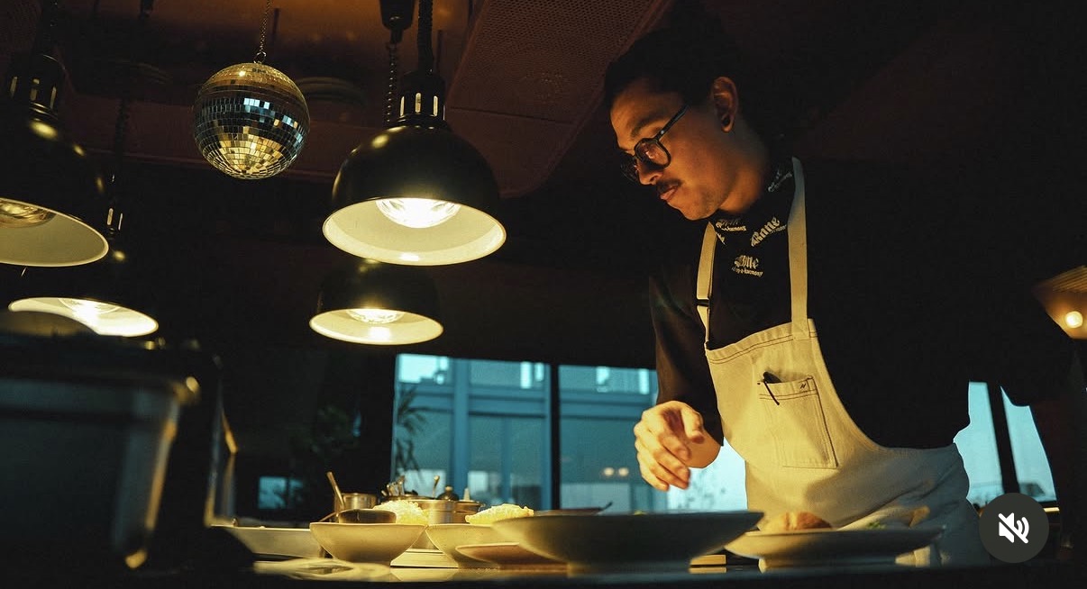 Un viaje a Chile entre panes y queso fundido: la nueva colaboración de Ricardo Verdejo