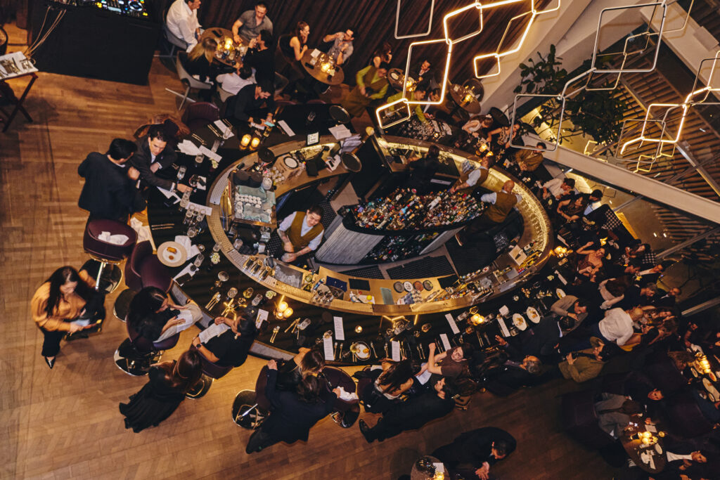Alexander Bar, el nuevo espacio de alta cocina y mixología  en Torre Virreyes