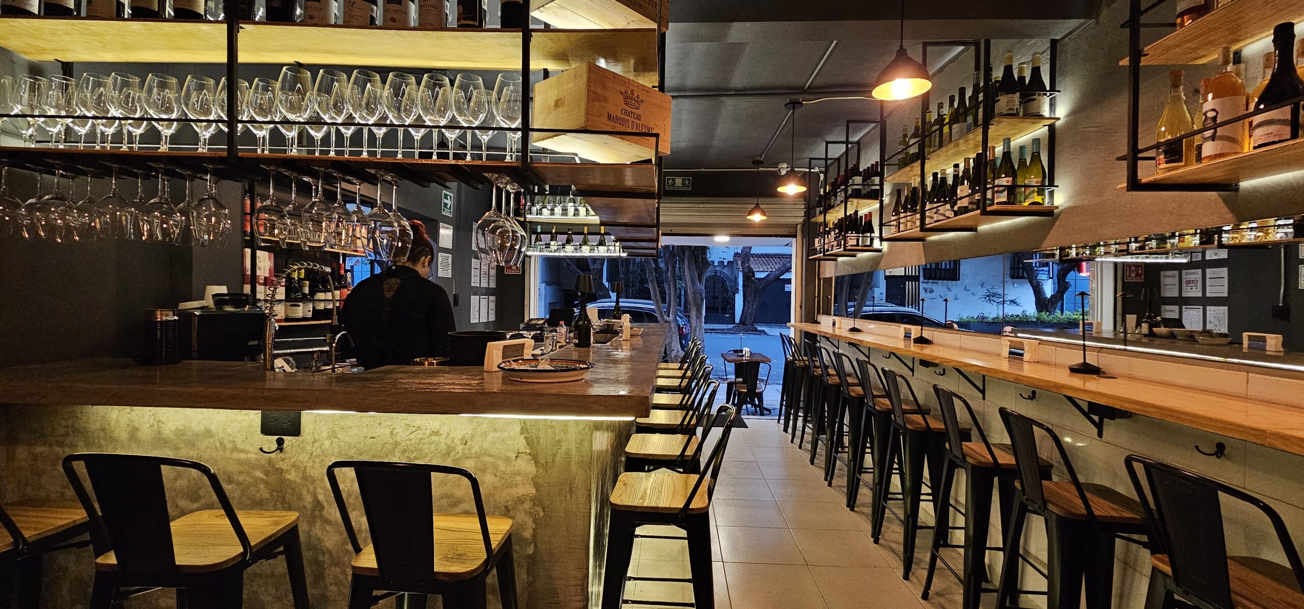 Granate: una fusión de la cultura del vino con lo cotidiano Granate: una fusión de la cultura del vino con lo cotidiano