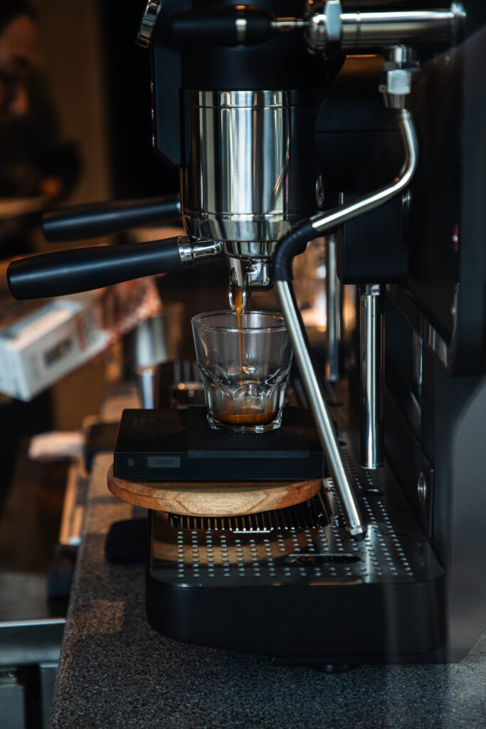 El café como territorio compartido: la filosofía de Cafeología