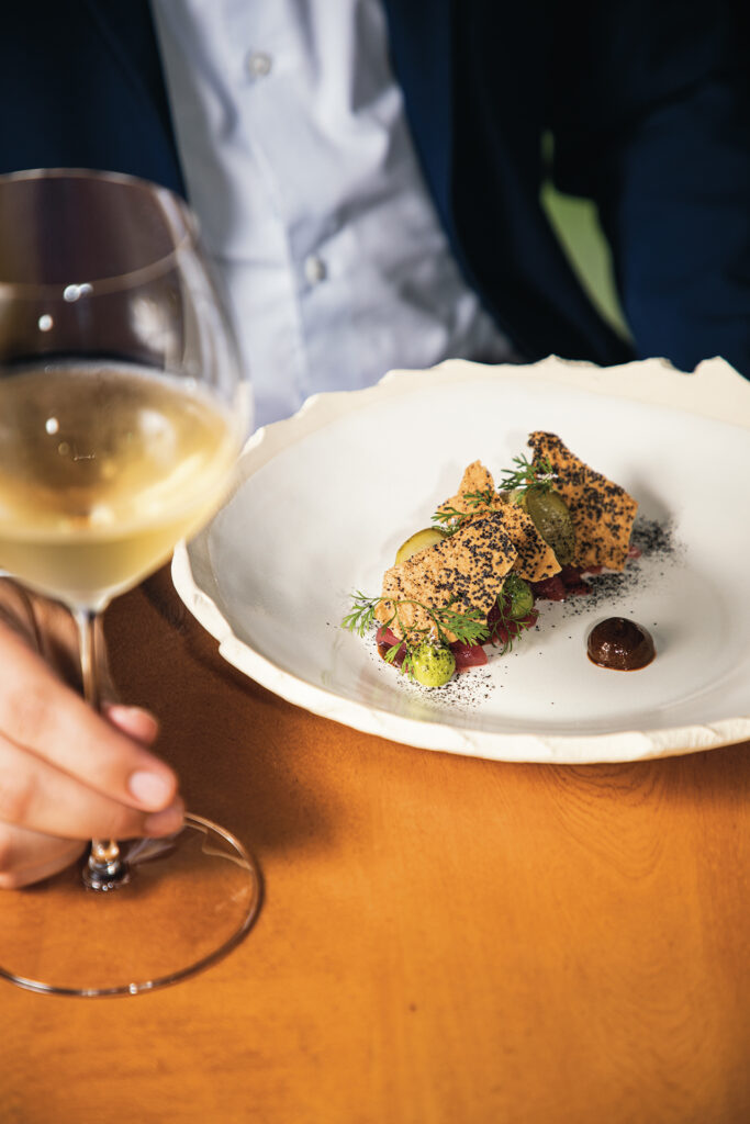 Tiradito de atún, la receta que resume la cocina de Erick Martínez