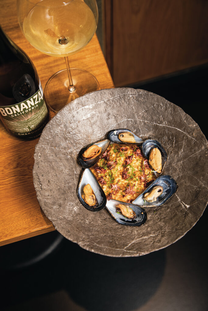 Arroz de txipirón y mejillón del chef Freddy Monteros