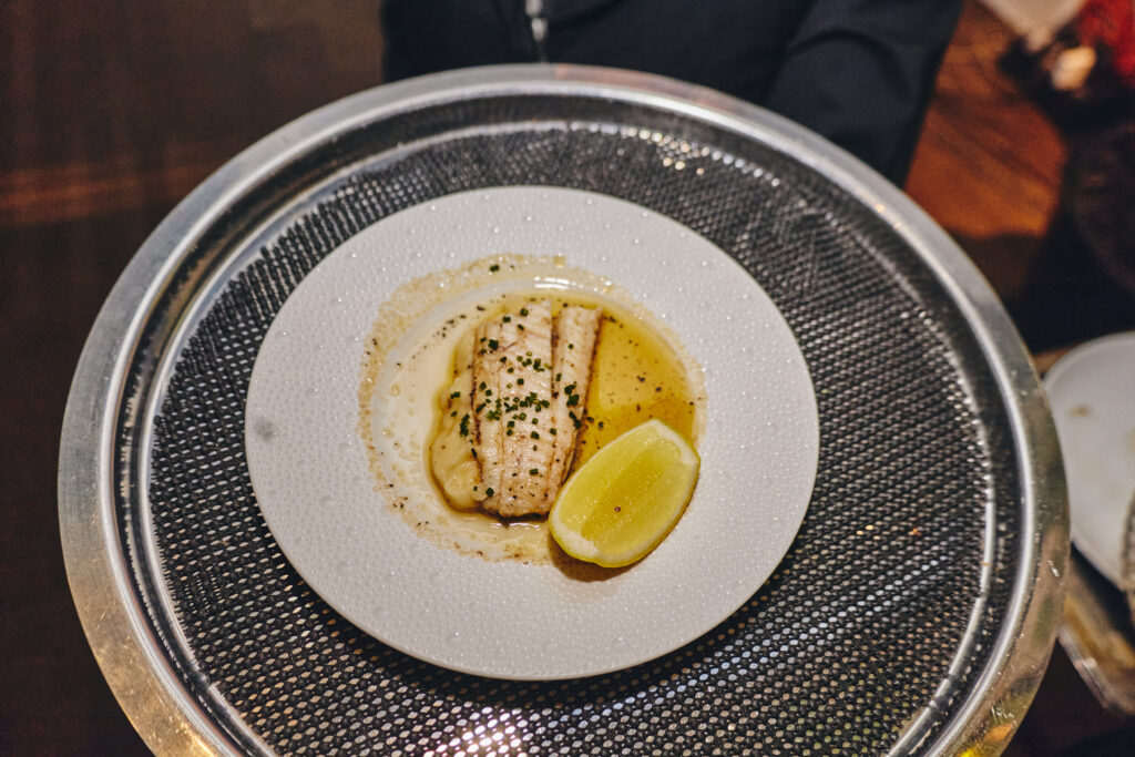 Alexander Bar, donde el caviar marca el ritmo 