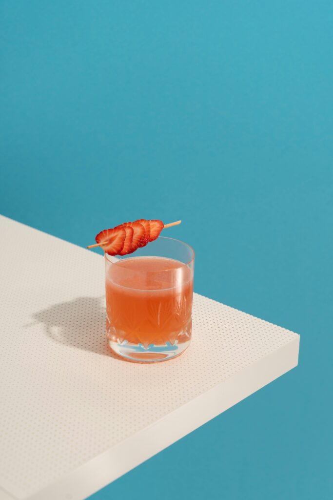 Por qué el calor extremo potencia los efectos del alcohol