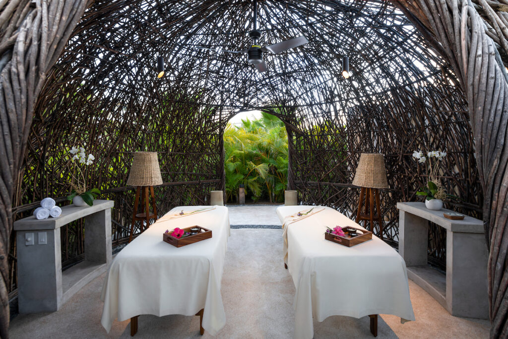 Diez razones para enamorarse de Conrad Punta de Mita