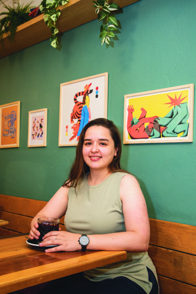 Máneken Café: 18 años de café, familia y oficio