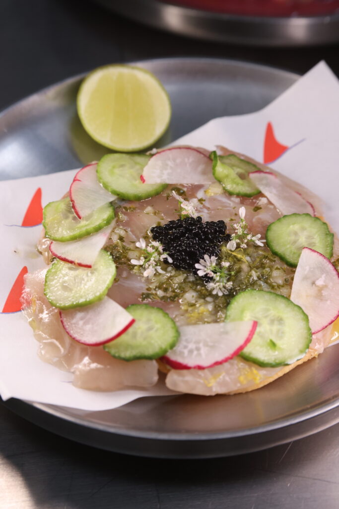 El Tibur y su barra creativa de mariscos de todo México