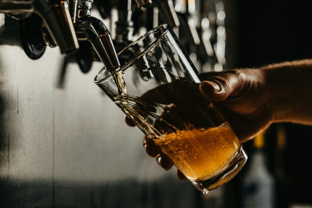 Cerveza: historia, fermentación y cultura detrás de cada vaso