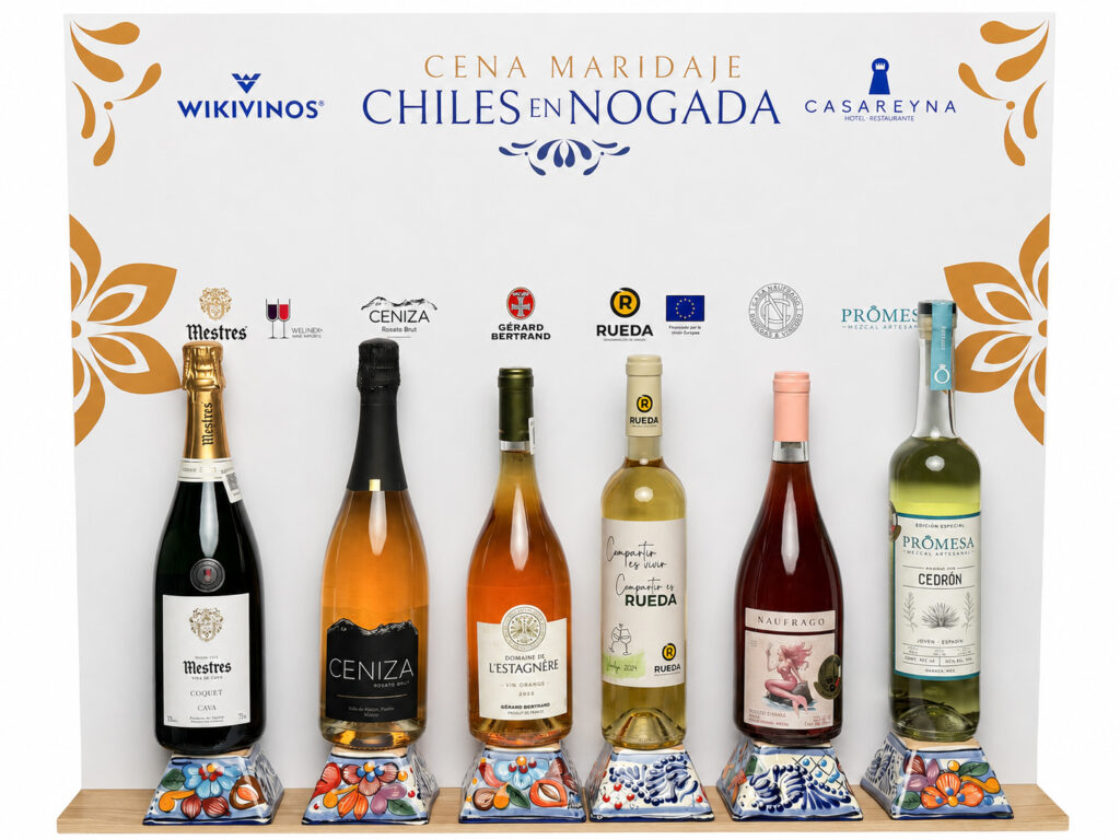 Wikivinos celebra al chile en nogada con una cena de maridaje